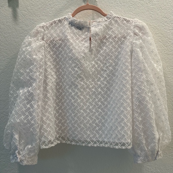 BBWM Puffball Sleeve Top Sz L - Picture 2 of 4